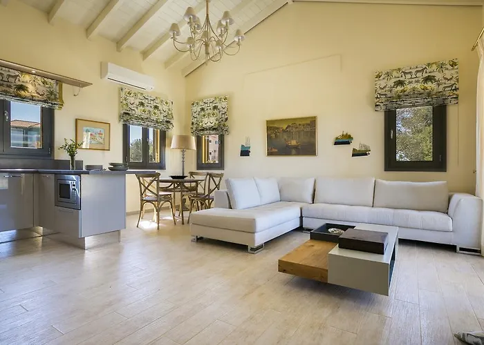 Villa Orion Luxury *